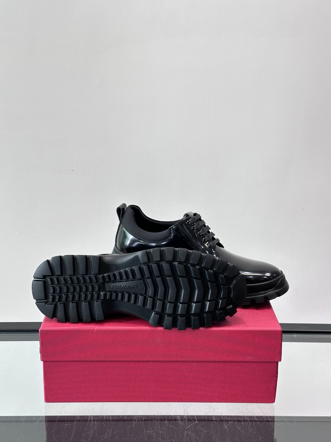 F🆕高端男士正装鞋休闲皮鞋，绅士臻享 型男必备 头层牛皮鞋面 皮质质感一览无余 小牛皮透气内里，橡胶防滑