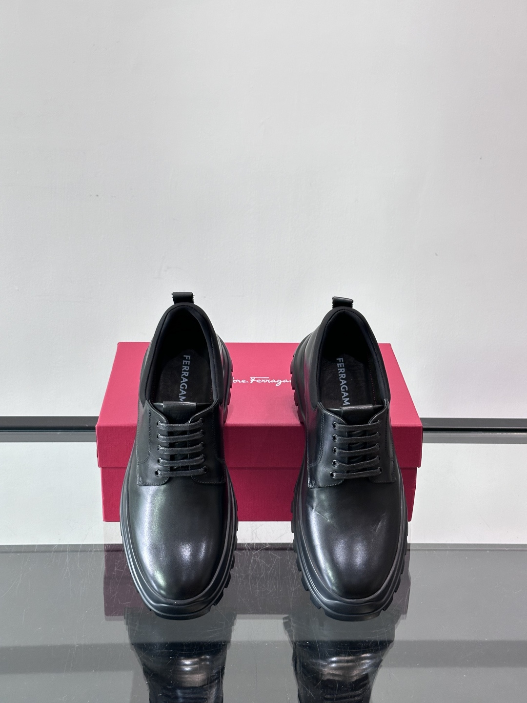 F🆕高端男士正装鞋休闲皮鞋，绅士臻享 型男必备 头层牛皮鞋面 皮质质感一览无余 小牛皮透气内里，橡胶防滑