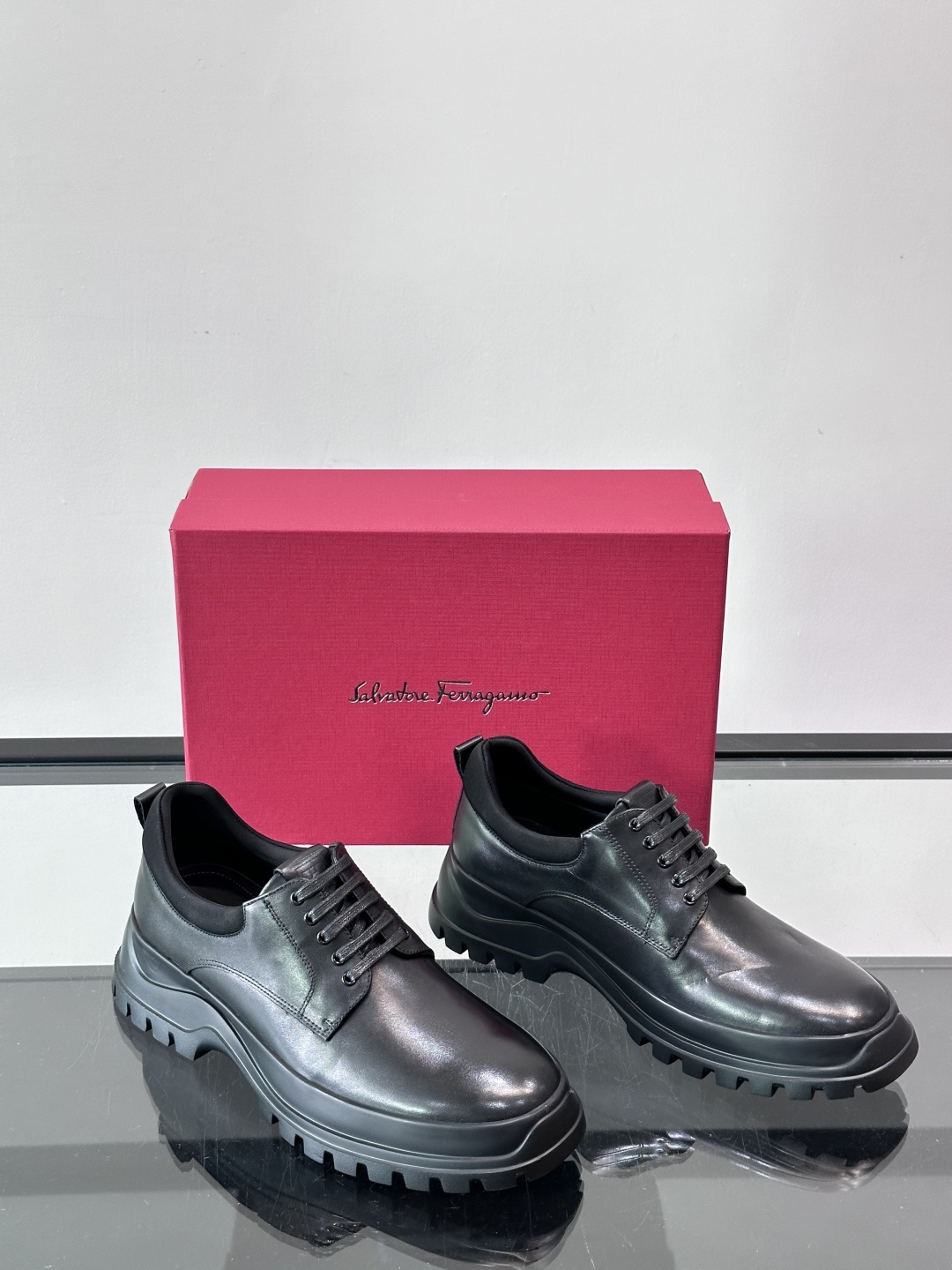 F🆕高端男士正装鞋休闲皮鞋，绅士臻享 型男必备 头层牛皮鞋面 皮质质感一览无余 小牛皮透气内里，橡胶防滑