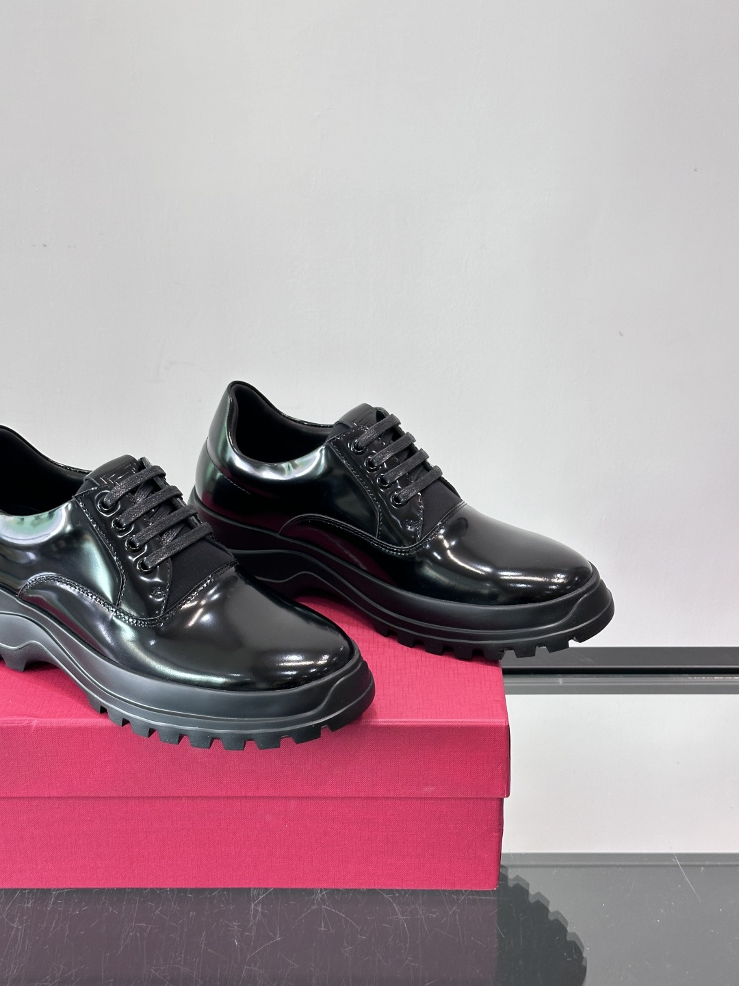 F🆕高端男士正装鞋休闲皮鞋，绅士臻享 型男必备 头层牛皮鞋面 皮质质感一览无余 小牛皮透气内里，橡胶防滑