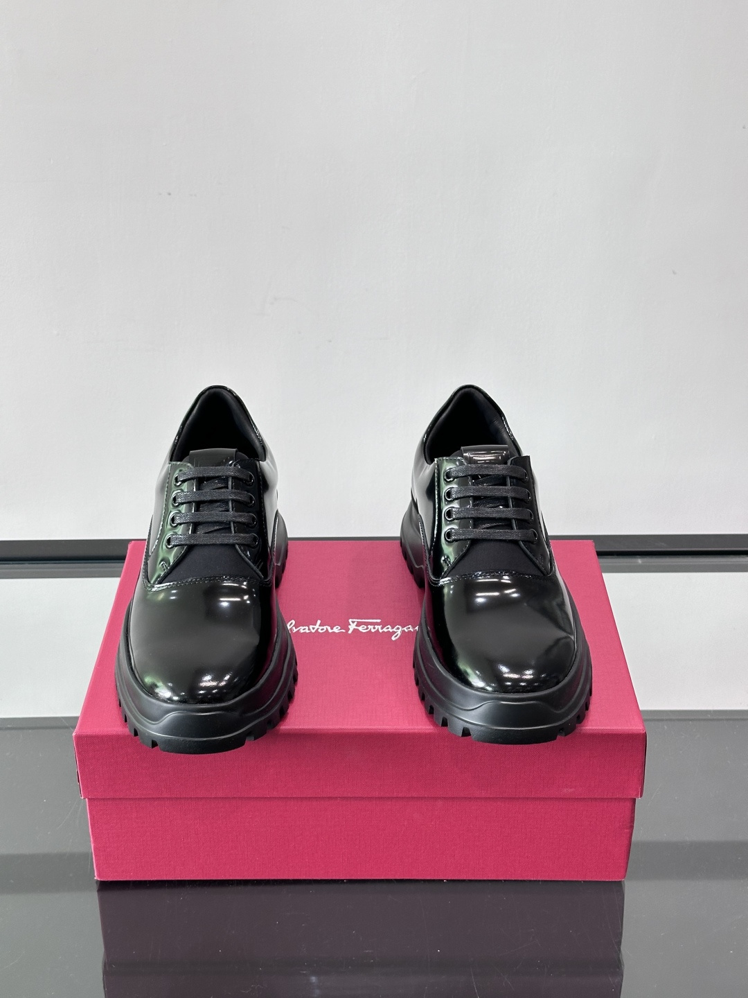 F🆕高端男士正装鞋休闲皮鞋，绅士臻享 型男必备 头层牛皮鞋面 皮质质感一览无余 小牛皮透气内里，橡胶防滑