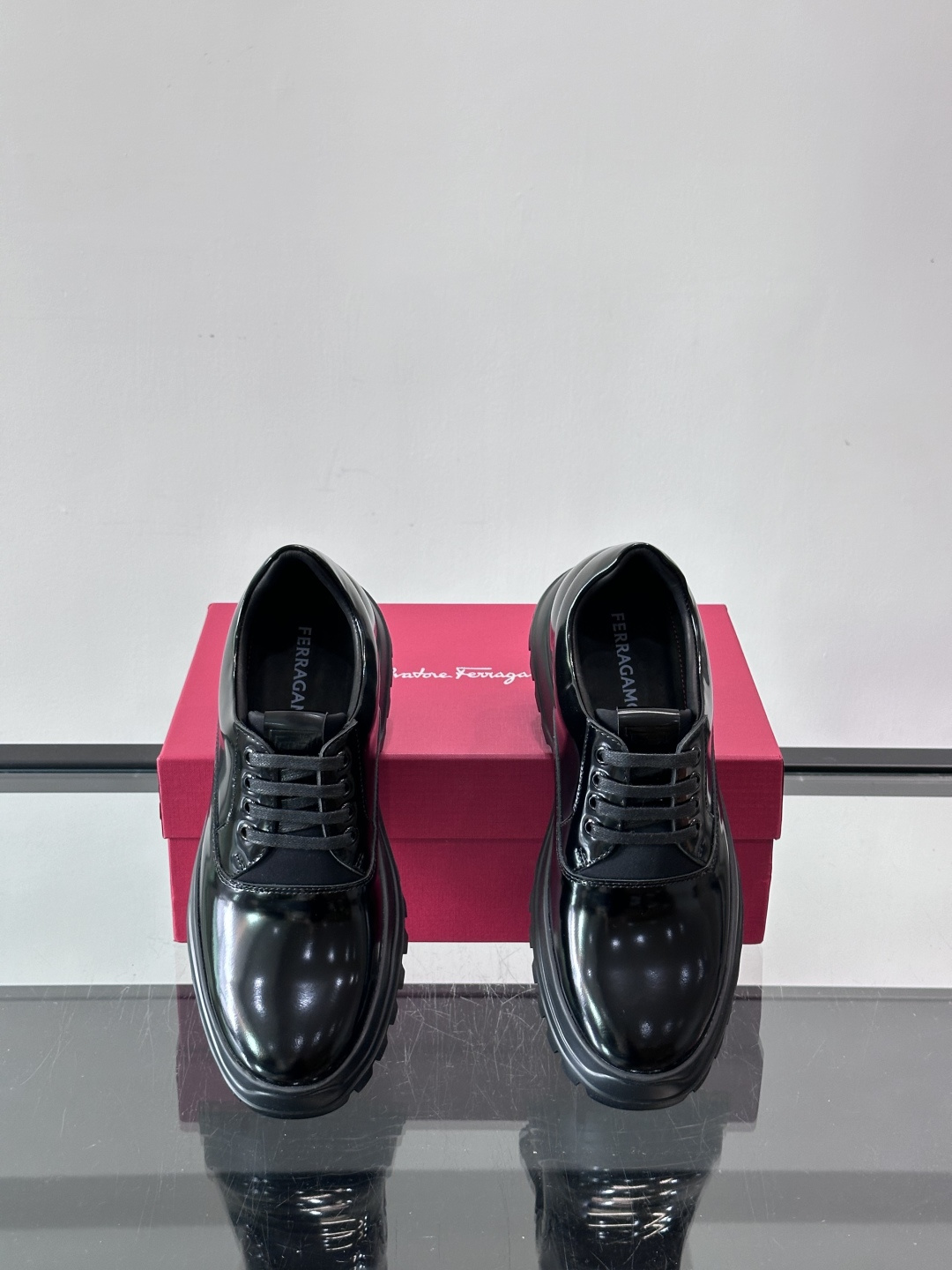 F🆕高端男士正装鞋休闲皮鞋，绅士臻享 型男必备 头层牛皮鞋面 皮质质感一览无余 小牛皮透气内里，橡胶防滑