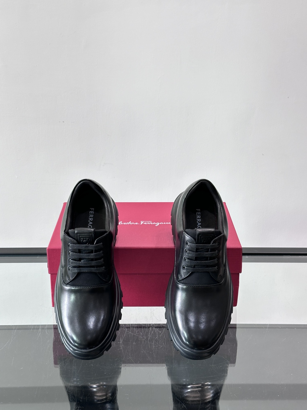 F🆕高端男士正装鞋休闲皮鞋，绅士臻享 型男必备 头层牛皮鞋面 皮质质感一览无余 小牛皮透气内里，橡胶防滑