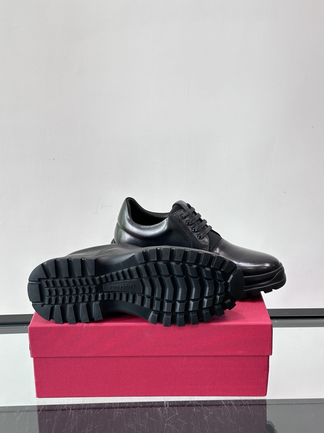 F🆕高端男士正装鞋休闲皮鞋，绅士臻享 型男必备 头层牛皮鞋面 皮质质感一览无余 小牛皮透气内里，橡胶防滑