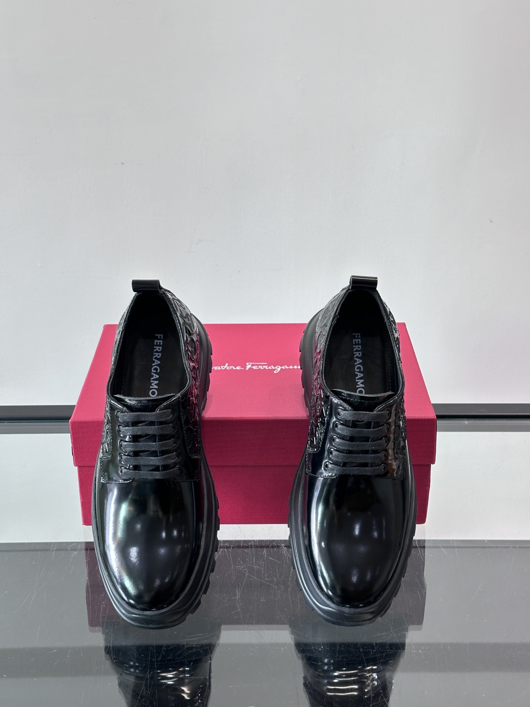 F🆕高端男士正装鞋休闲皮鞋，绅士臻享 型男必备 头层牛皮鞋面 皮质质感一览无余 小牛皮透气内里，橡胶防滑