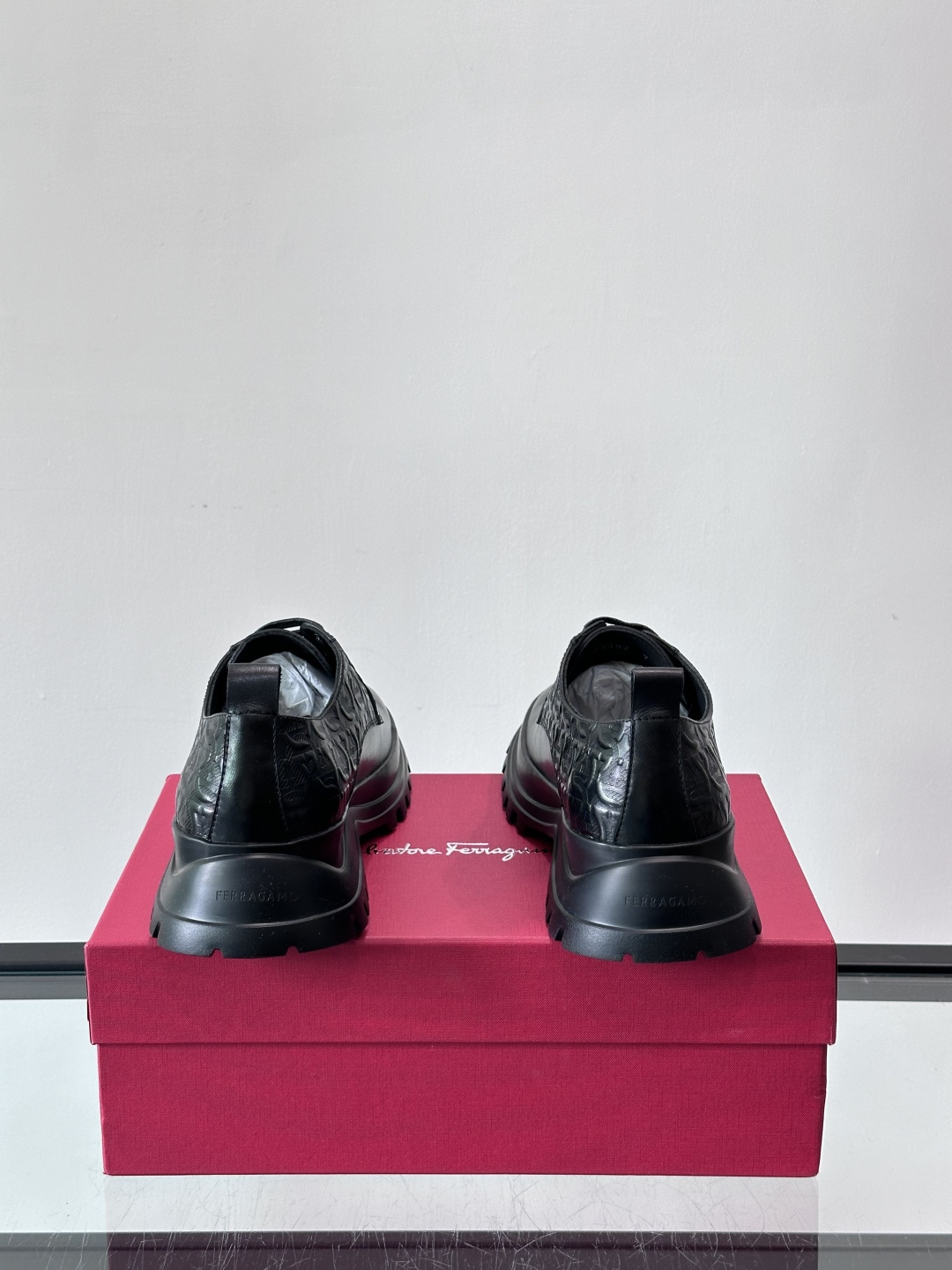 F🆕高端男士正装鞋休闲皮鞋，绅士臻享 型男必备 头层牛皮鞋面 皮质质感一览无余 小牛皮透气内里，橡胶防滑