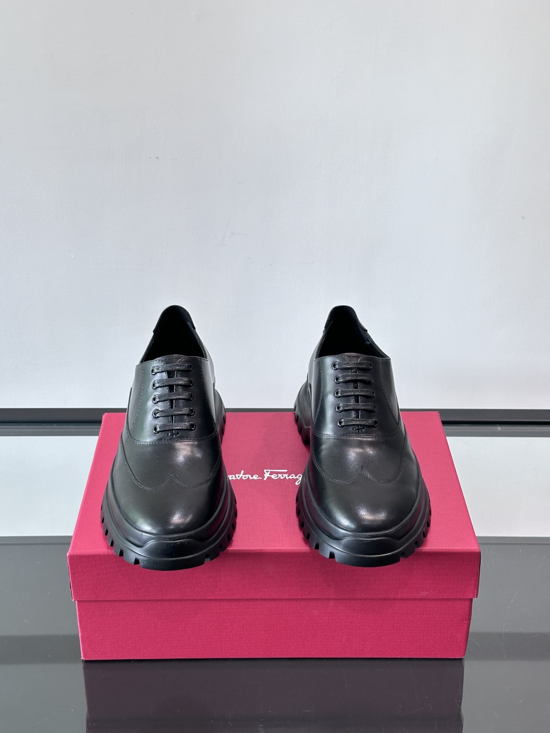 F🆕高端男士正装鞋休闲皮鞋，绅士臻享 型男必备 头层牛皮鞋面 皮质质感一览无余 小牛皮透气内里，橡胶防滑