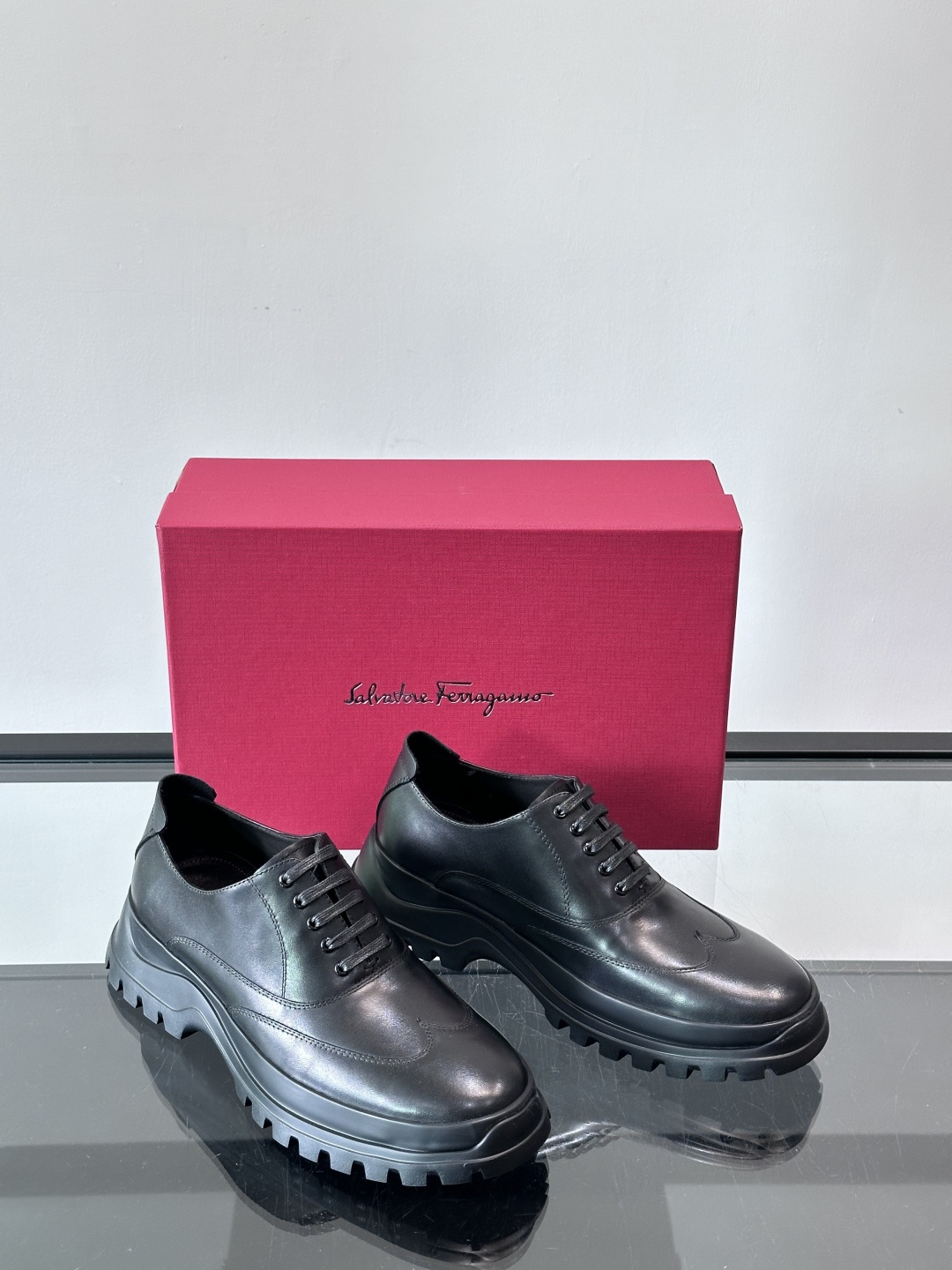 F🆕高端男士正装鞋休闲皮鞋，绅士臻享 型男必备 头层牛皮鞋面 皮质质感一览无余 小牛皮透气内里，橡胶防滑