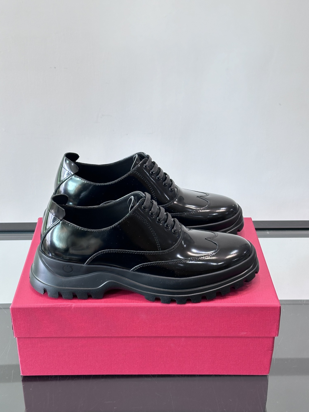 F🆕高端男士正装鞋休闲皮鞋，绅士臻享 型男必备 头层牛皮鞋面 皮质质感一览无余 小牛皮透气内里，橡胶防滑