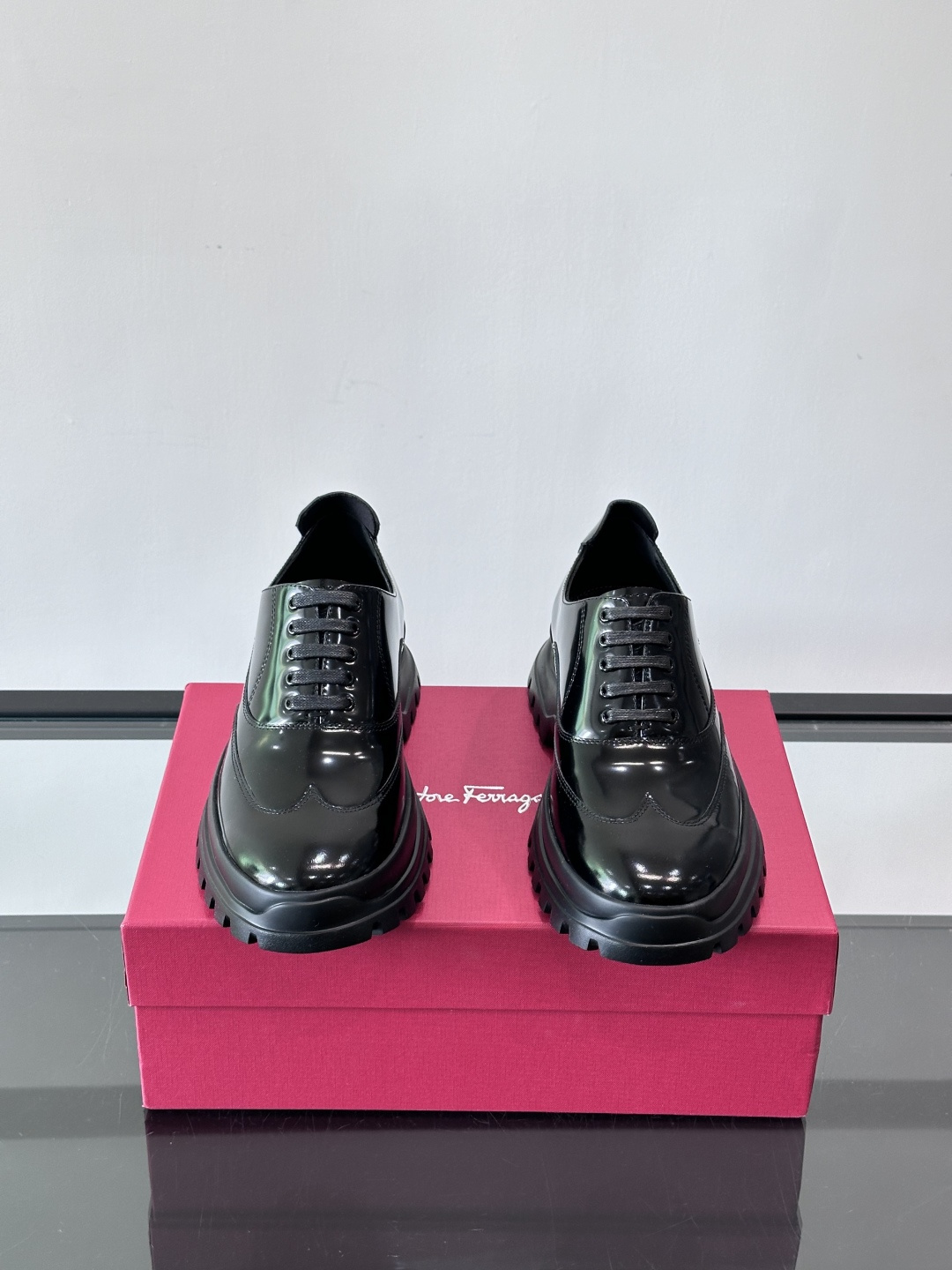 F🆕高端男士正装鞋休闲皮鞋，绅士臻享 型男必备 头层牛皮鞋面 皮质质感一览无余 小牛皮透气内里，橡胶防滑