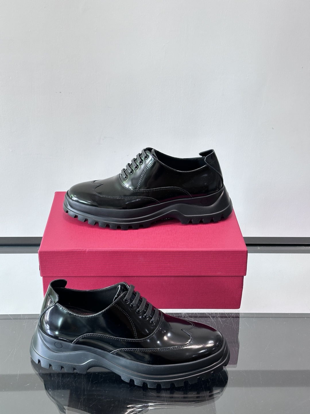 F🆕高端男士正装鞋休闲皮鞋，绅士臻享 型男必备 头层牛皮鞋面 皮质质感一览无余 小牛皮透气内里，橡胶防滑