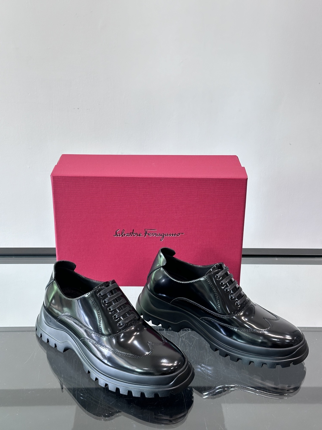 F🆕高端男士正装鞋休闲皮鞋，绅士臻享 型男必备 头层牛皮鞋面 皮质质感一览无余 小牛皮透气内里，橡胶防滑