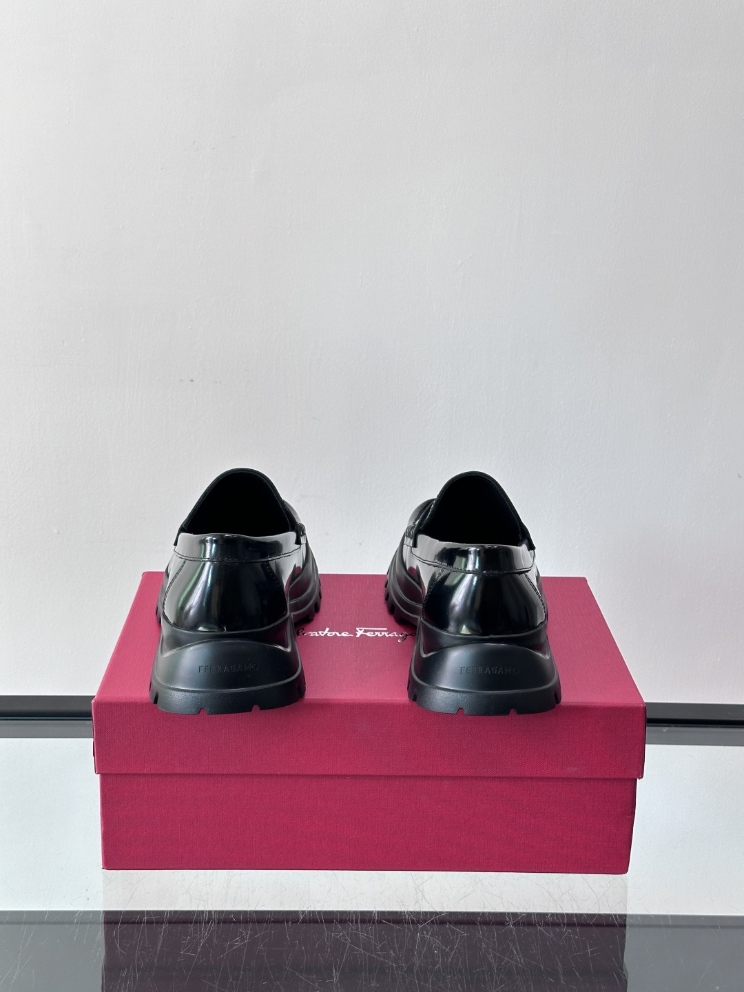 F🆕高端男士正装鞋休闲皮鞋，绅士臻享 型男必备 头层牛皮鞋面 皮质质感一览无余 小牛皮透气内里，橡胶防滑