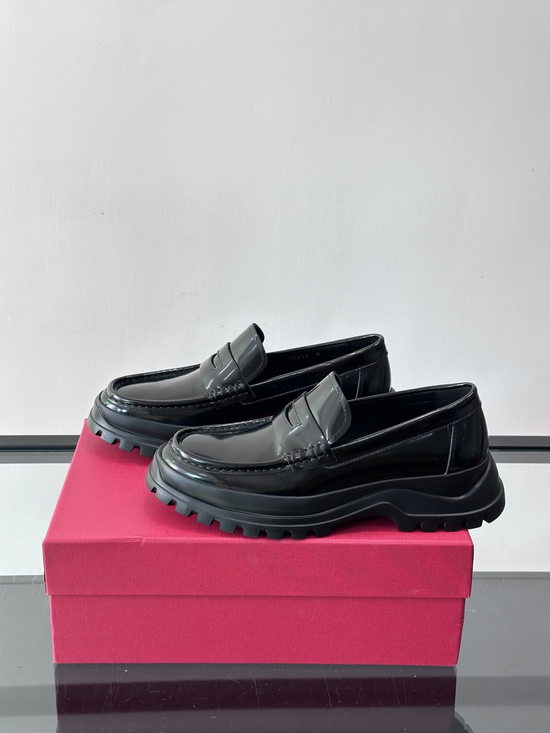 F🆕高端男士正装鞋休闲皮鞋，绅士臻享 型男必备 头层牛皮鞋面 皮质质感一览无余 小牛皮透气内里，橡胶防滑