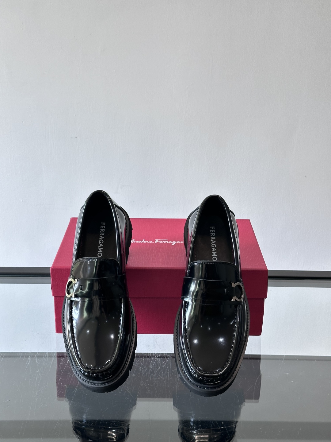 F🆕高端男士正装鞋休闲皮鞋，绅士臻享 型男必备 头层牛皮鞋面 皮质质感一览无余 小牛皮透气内里，橡胶防滑