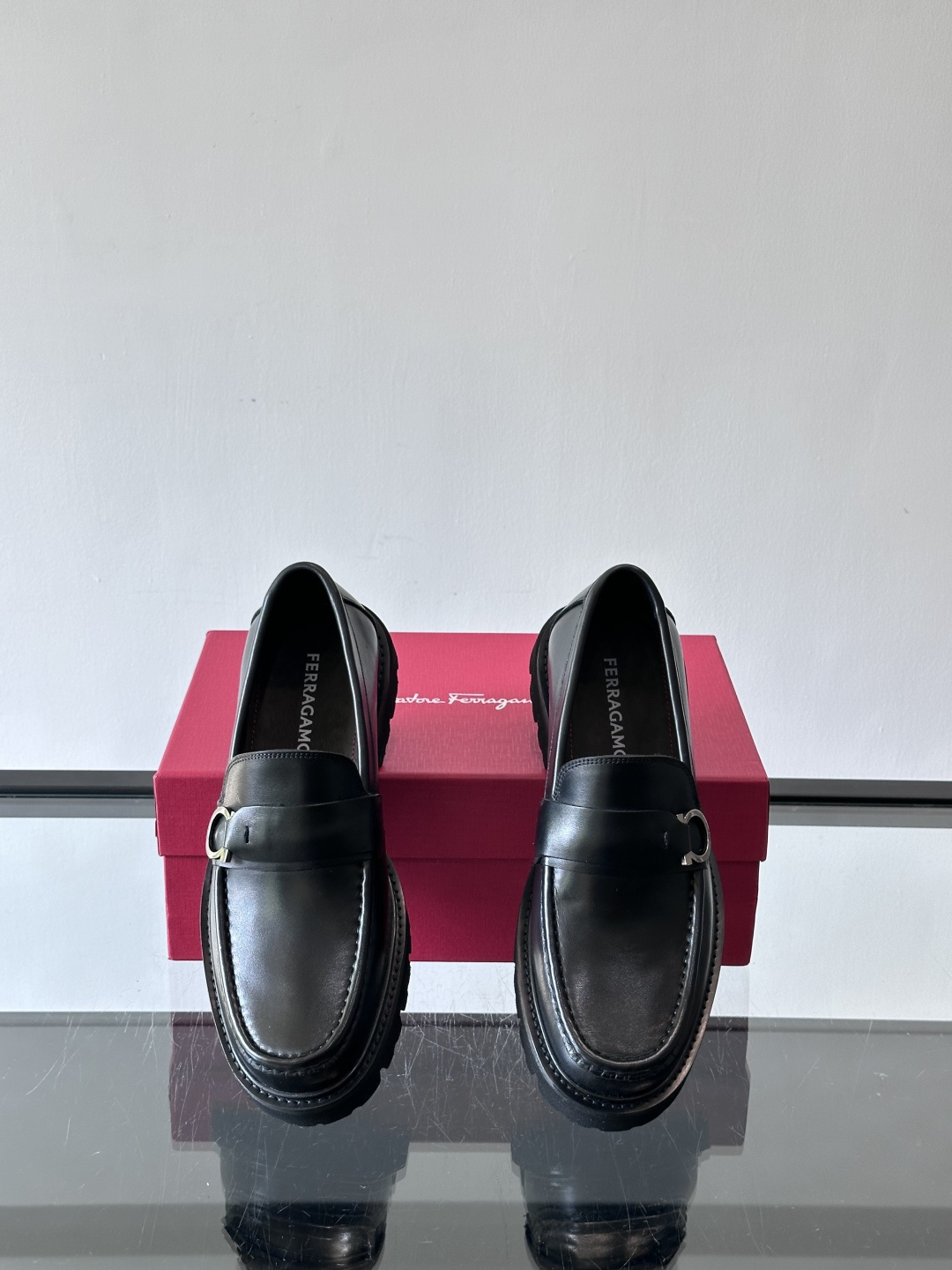 F🆕高端男士正装鞋休闲皮鞋，绅士臻享 型男必备 头层牛皮鞋面 皮质质感一览无余 小牛皮透气内里，橡胶防滑