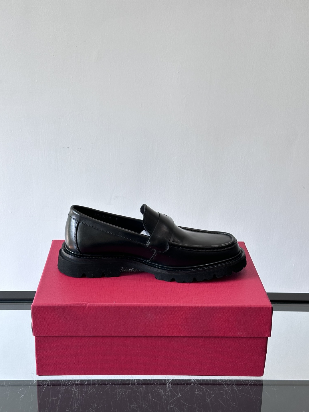 F🆕高端男士正装鞋休闲皮鞋，绅士臻享 型男必备 头层牛皮鞋面 皮质质感一览无余 小牛皮透气内里，橡胶防滑