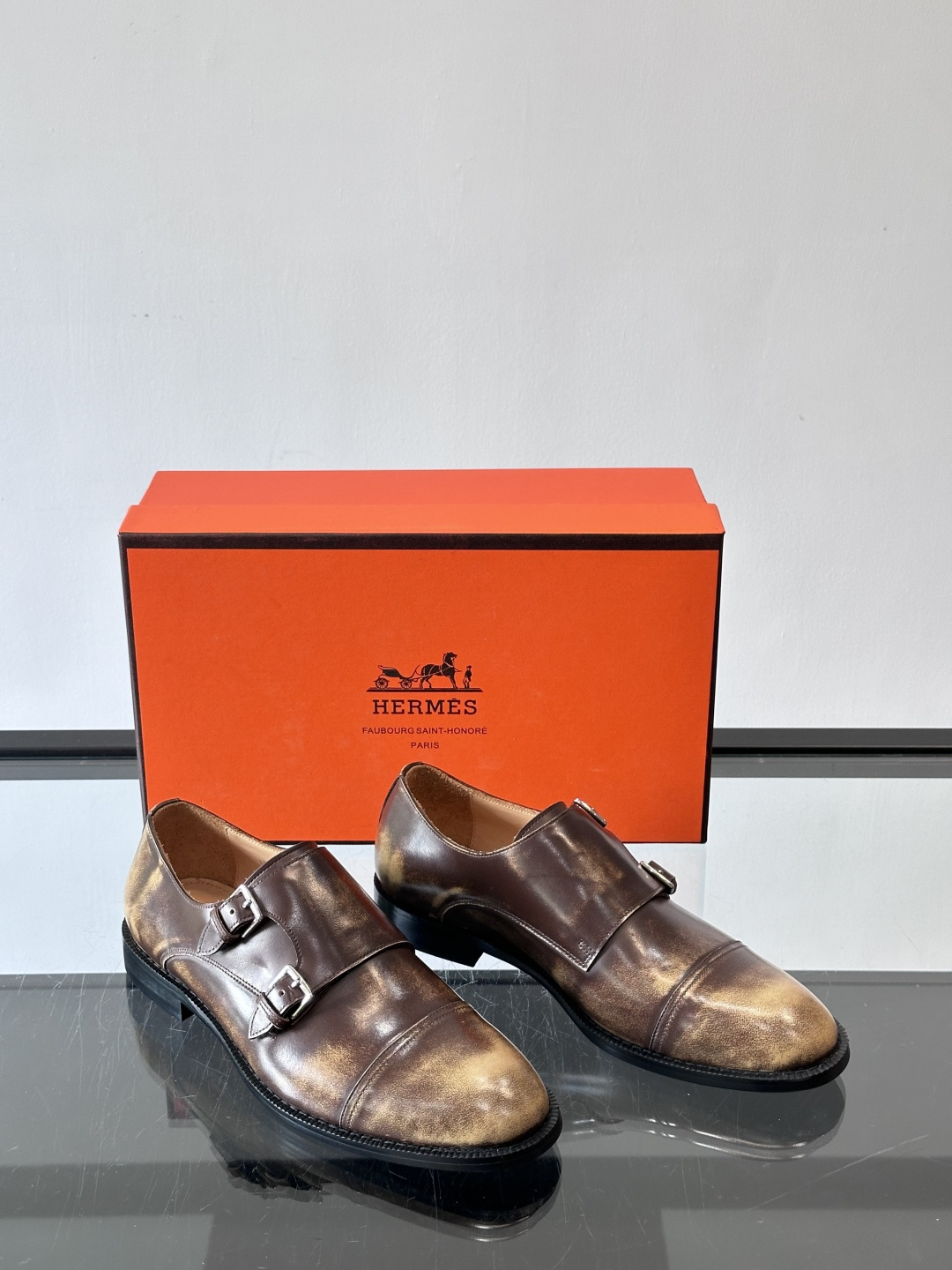 H爱马仕双扣孟克鞋，头层牛皮+金属扣带，质感细腻又耐用！圆头设计+经典缝线，低调优雅，商务休闲都能轻松驾