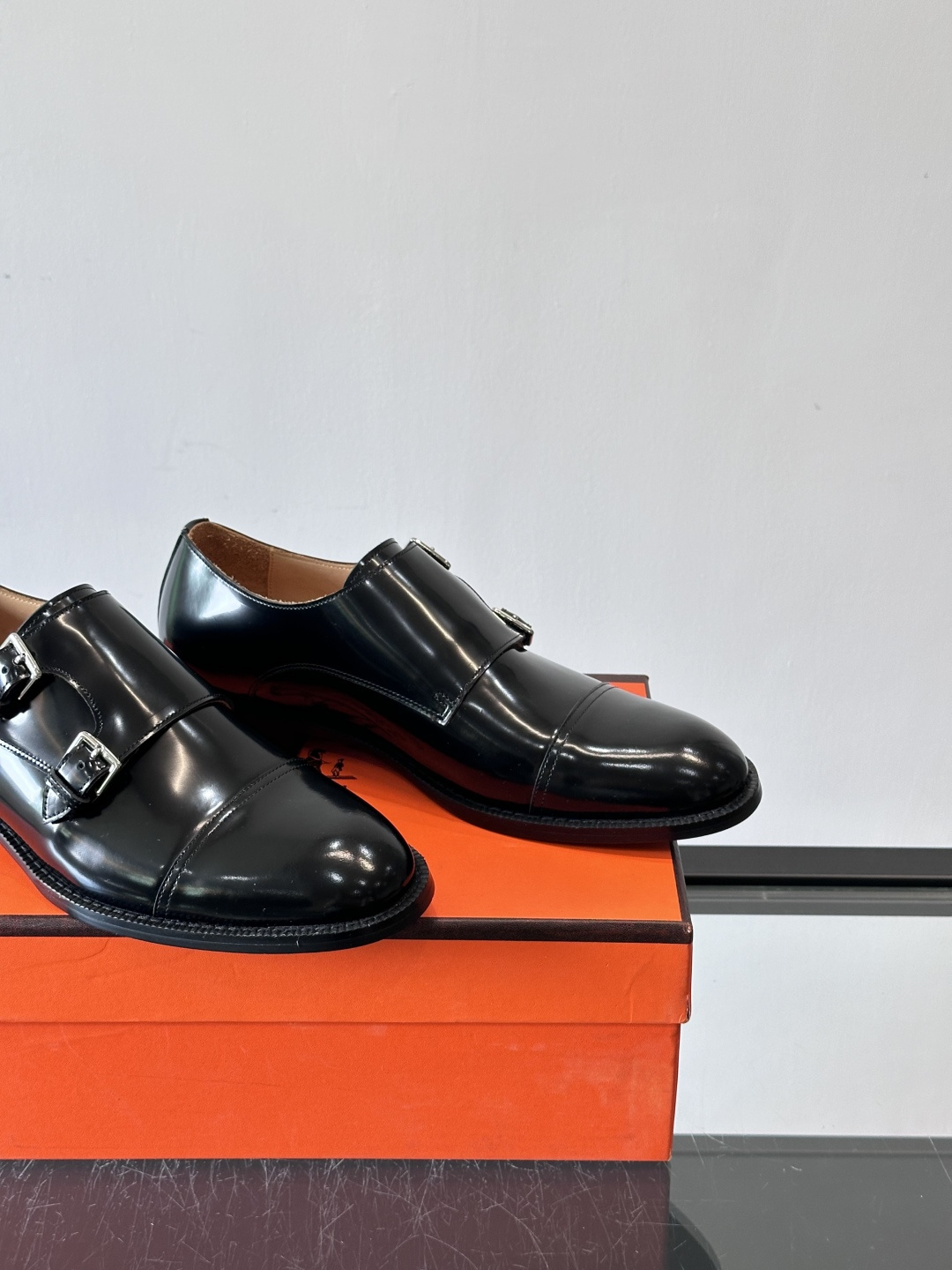 H爱马仕双扣孟克鞋，头层牛皮+金属扣带，质感细腻又耐用！圆头设计+经典缝线，低调优雅，商务休闲都能轻松驾