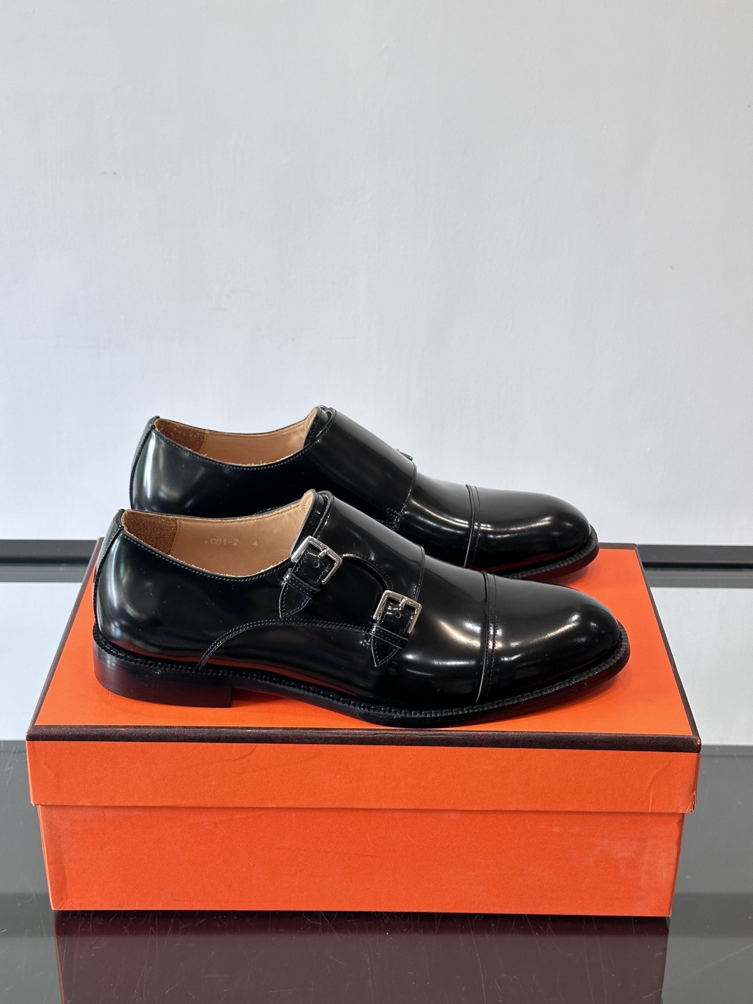 H爱马仕双扣孟克鞋，头层牛皮+金属扣带，质感细腻又耐用！圆头设计+经典缝线，低调优雅，商务休闲都能轻松驾