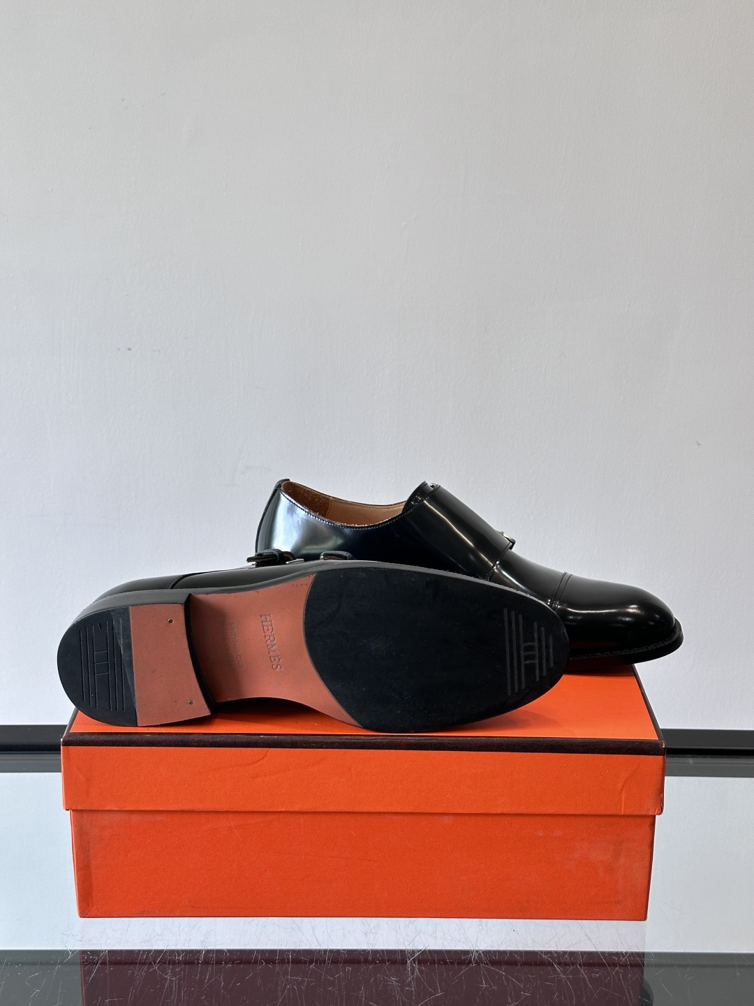 H爱马仕双扣孟克鞋，头层牛皮+金属扣带，质感细腻又耐用！圆头设计+经典缝线，低调优雅，商务休闲都能轻松驾