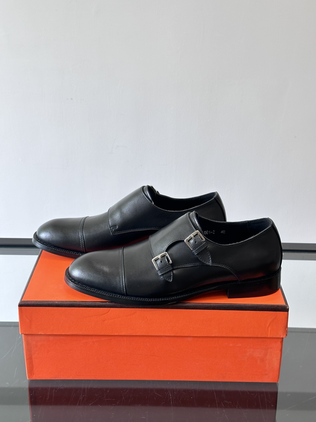 H爱马仕双扣孟克鞋，头层牛皮+金属扣带，质感细腻又耐用！圆头设计+经典缝线，低调优雅，商务休闲都能轻松驾