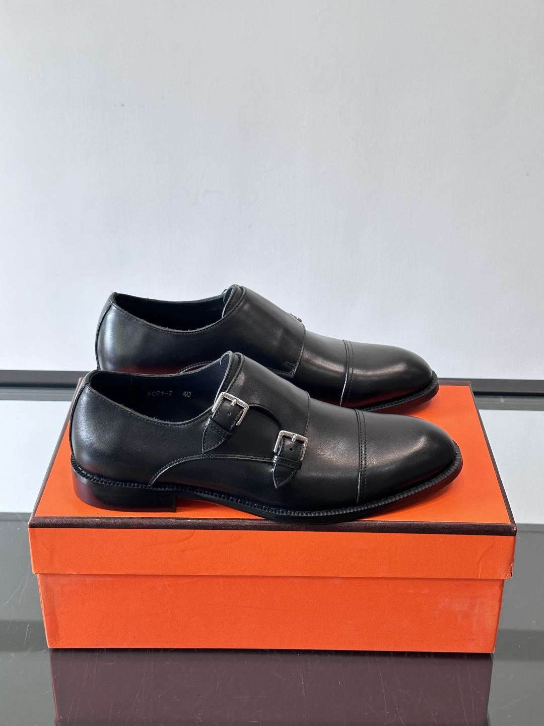 H爱马仕双扣孟克鞋，头层牛皮+金属扣带，质感细腻又耐用！圆头设计+经典缝线，低调优雅，商务休闲都能轻松驾