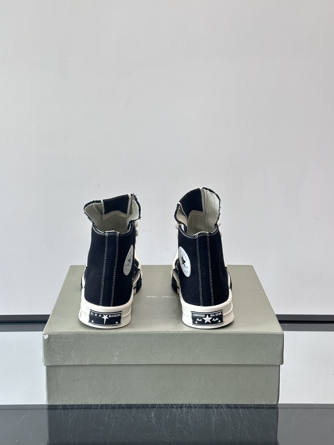 Rick Owens DRKSHDW x Converse Chuck 70: Square Toe, Platform Sneakers 8 cmp i1761414031850 725 0 6