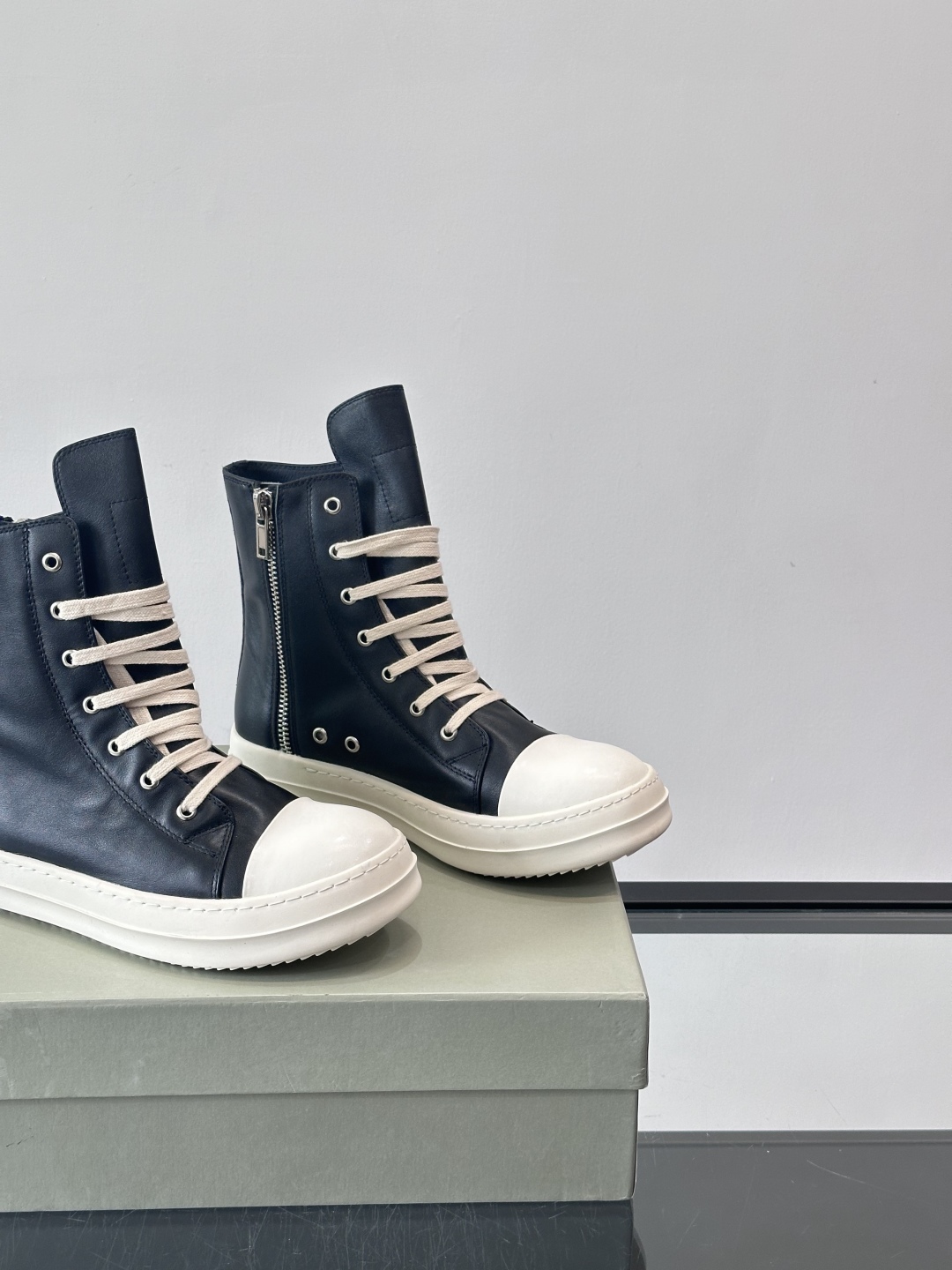 Rick Owens High-Top Sneakers: Black Leather Platform Shoes for Men & Women 8 cmp i1761417093794 1960 0 6