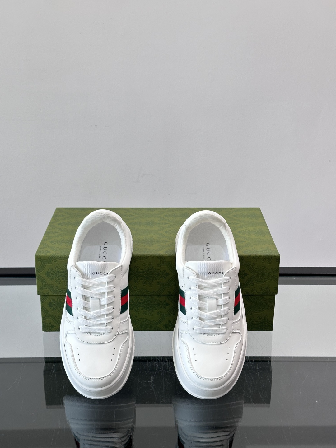 ◾️▫️Gucci情侣款👫厚底饼干鞋运动鞋，这款的舒适度真的很绝，超级轻便舒适百搭，👍必备单品，这款单品