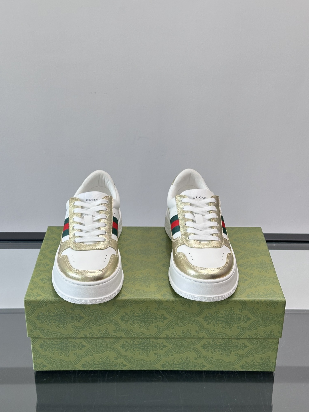 ◾️▫️Gucci情侣款👫厚底饼干鞋运动鞋，这款的舒适度真的很绝，超级轻便舒适百搭，👍必备单品，这款单品