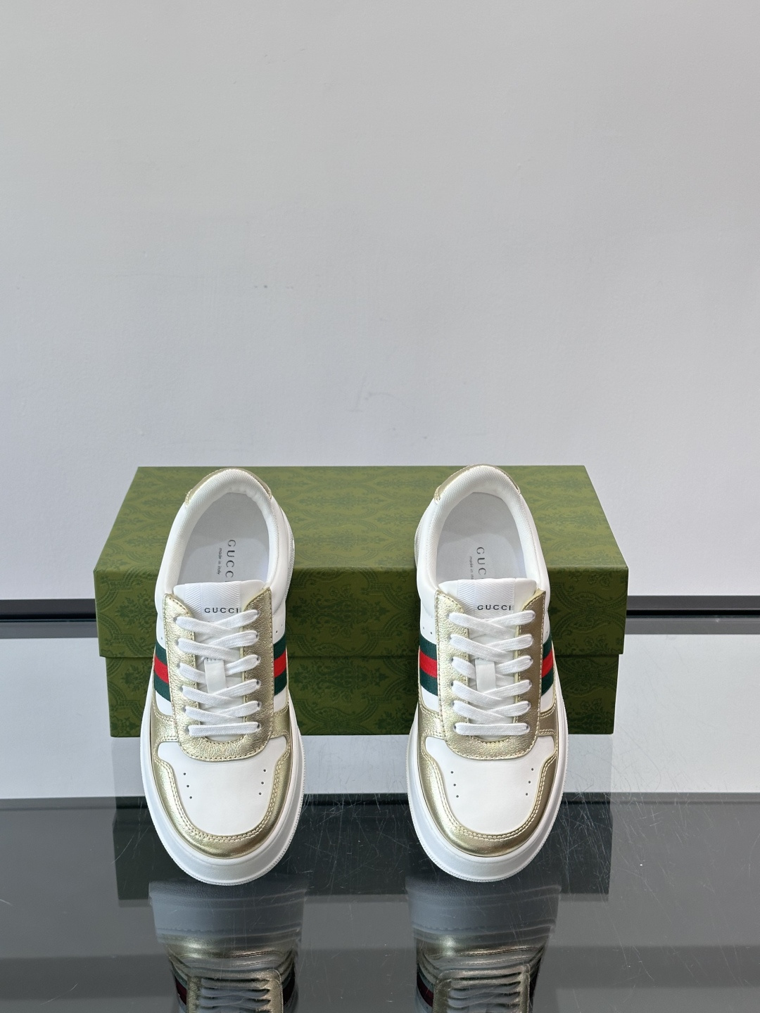 ◾️▫️Gucci情侣款👫厚底饼干鞋运动鞋，这款的舒适度真的很绝，超级轻便舒适百搭，👍必备单品，这款单品