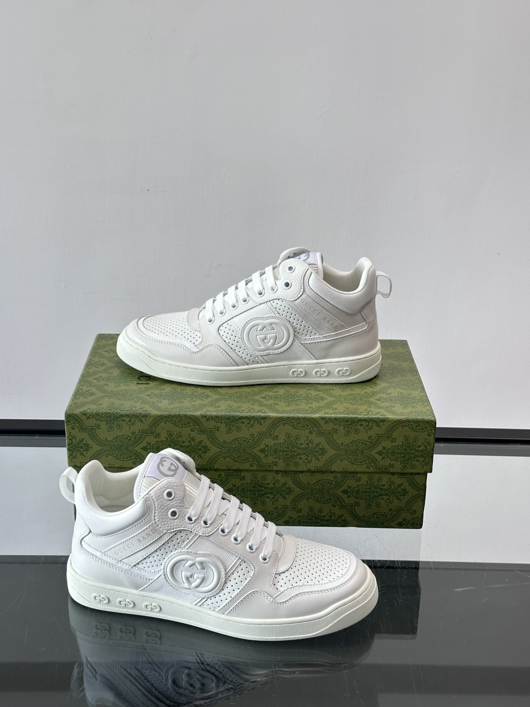 Gucci GG高帮厚底饼干鞋，经典GG老花+头层牛皮，鞋面防泼水，日常雨天都能穿！约4cm隐形厚底，乳