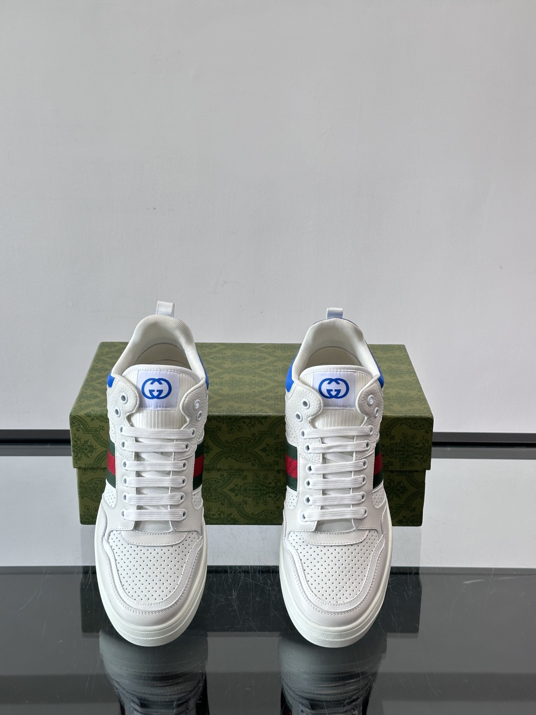 Gucci GG高帮厚底饼干鞋，经典GG老花+头层牛皮，鞋面防泼水，日常雨天都能穿！约4cm隐形厚底，乳