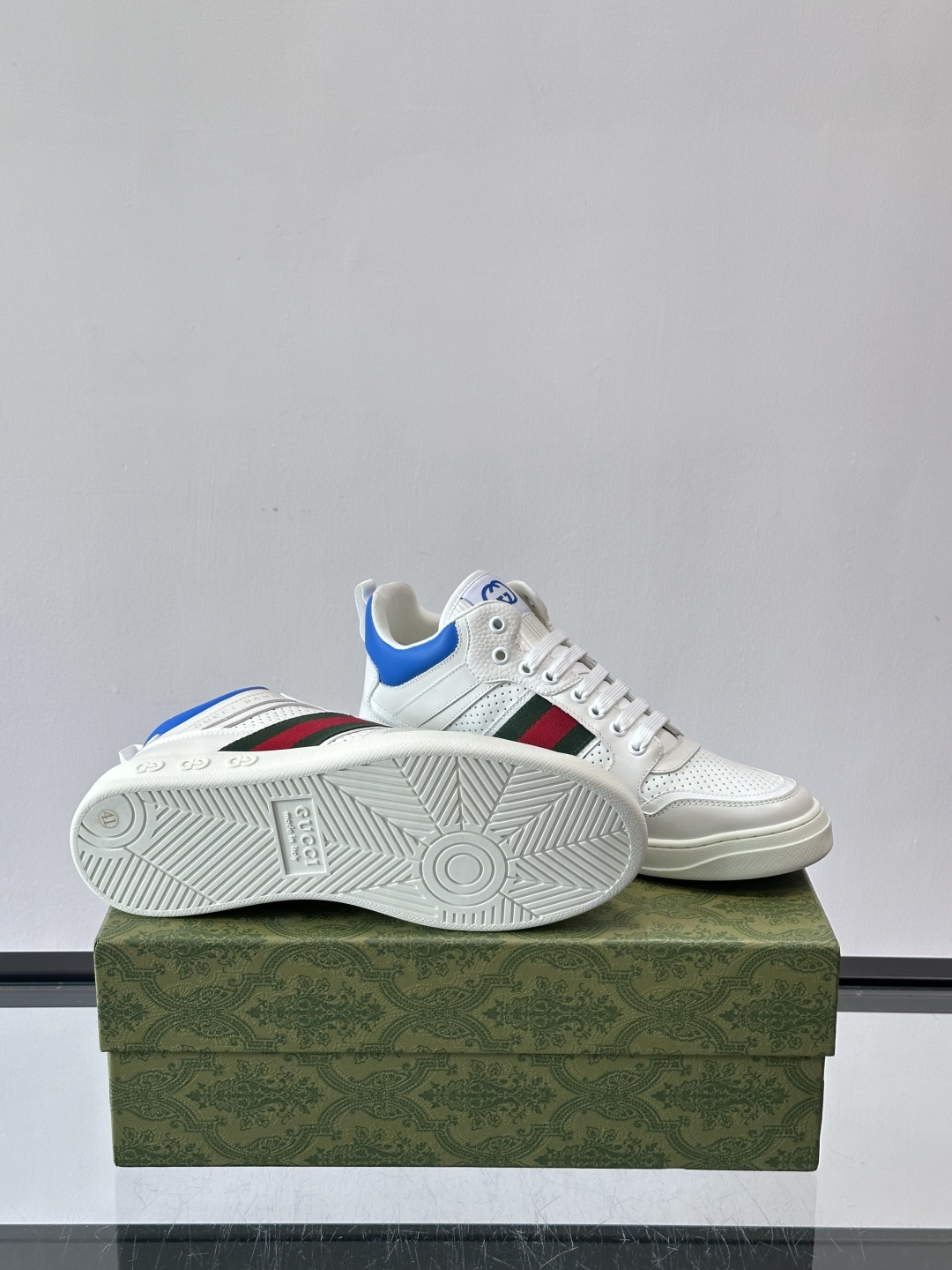 Gucci GG高帮厚底饼干鞋，经典GG老花+头层牛皮，鞋面防泼水，日常雨天都能穿！约4cm隐形厚底，乳