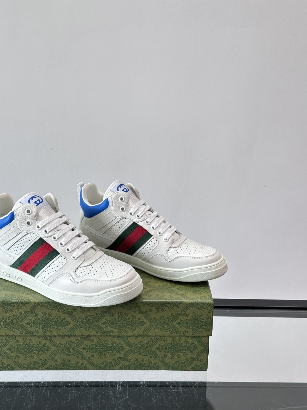 Gucci GG高帮厚底饼干鞋，经典GG老花+头层牛皮，鞋面防泼水，日常雨天都能穿！约4cm隐形厚底，乳