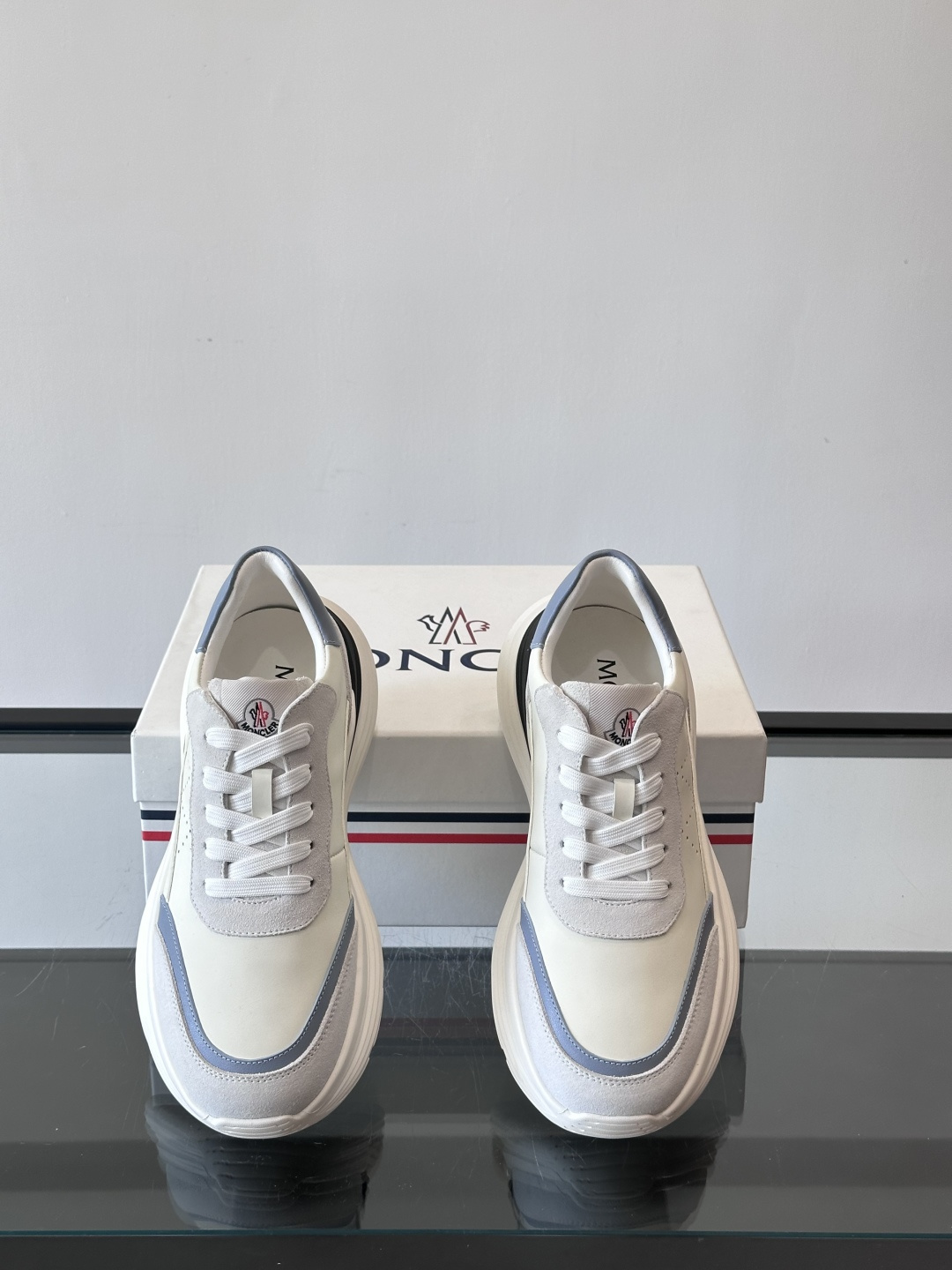 Moncler Casual Thick-Soled Sneakers: Stylish, Breathable, and Comfortable 7 cmp i1762918594989 755 0 5
