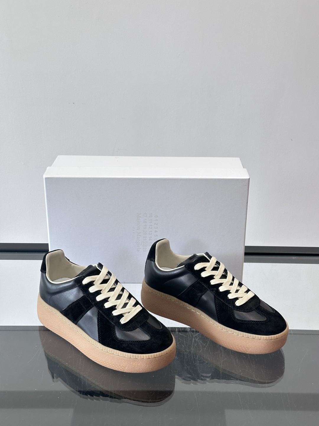 Maison Margiela MM6厚底德训鞋，经典T形真皮拼接，头层牛皮+高丝光牛皮，柔软细腻又透气