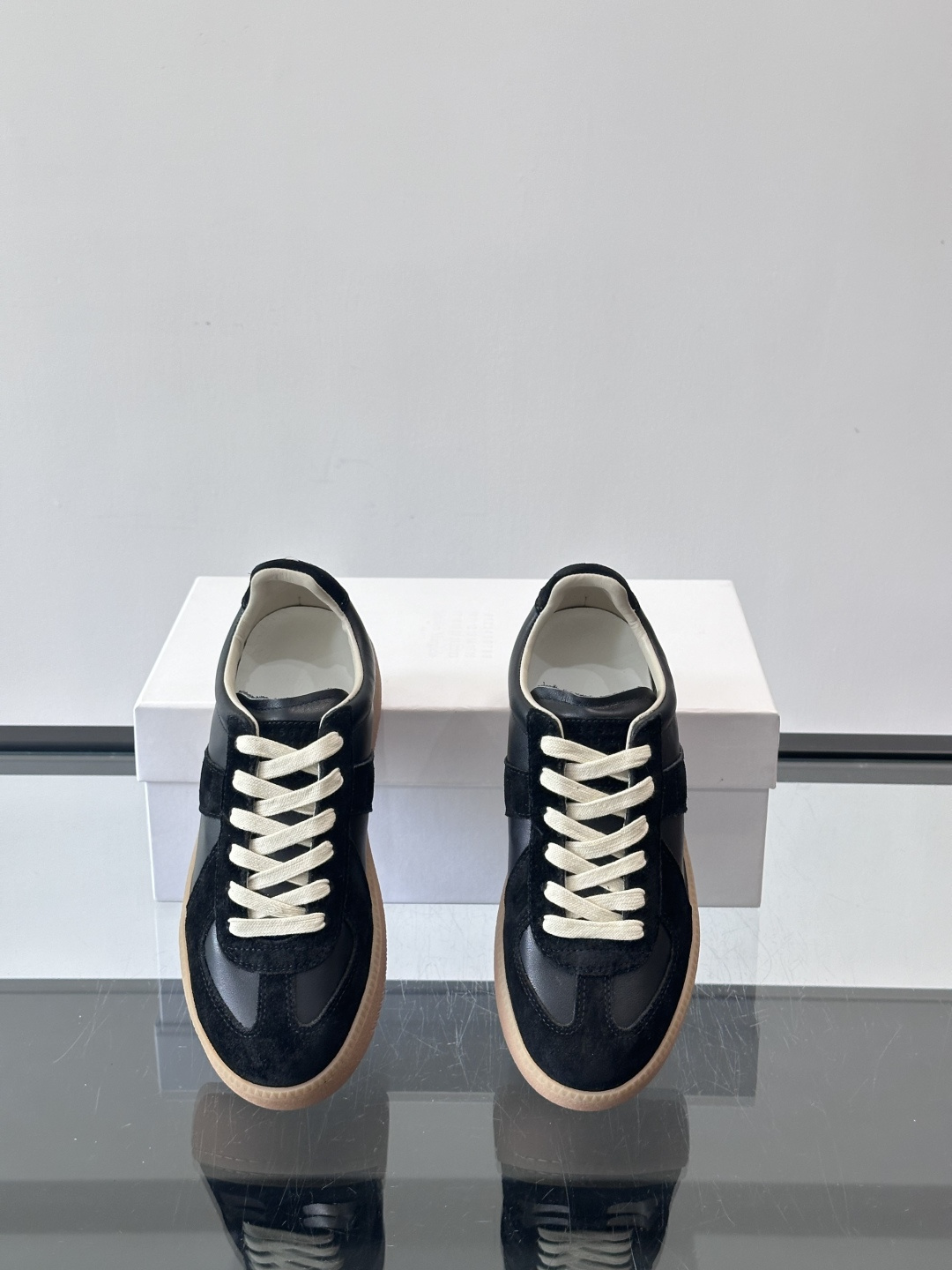 Maison Margiela MM6厚底德训鞋，经典T形真皮拼接，头层牛皮+高丝光牛皮，柔软细腻又透气