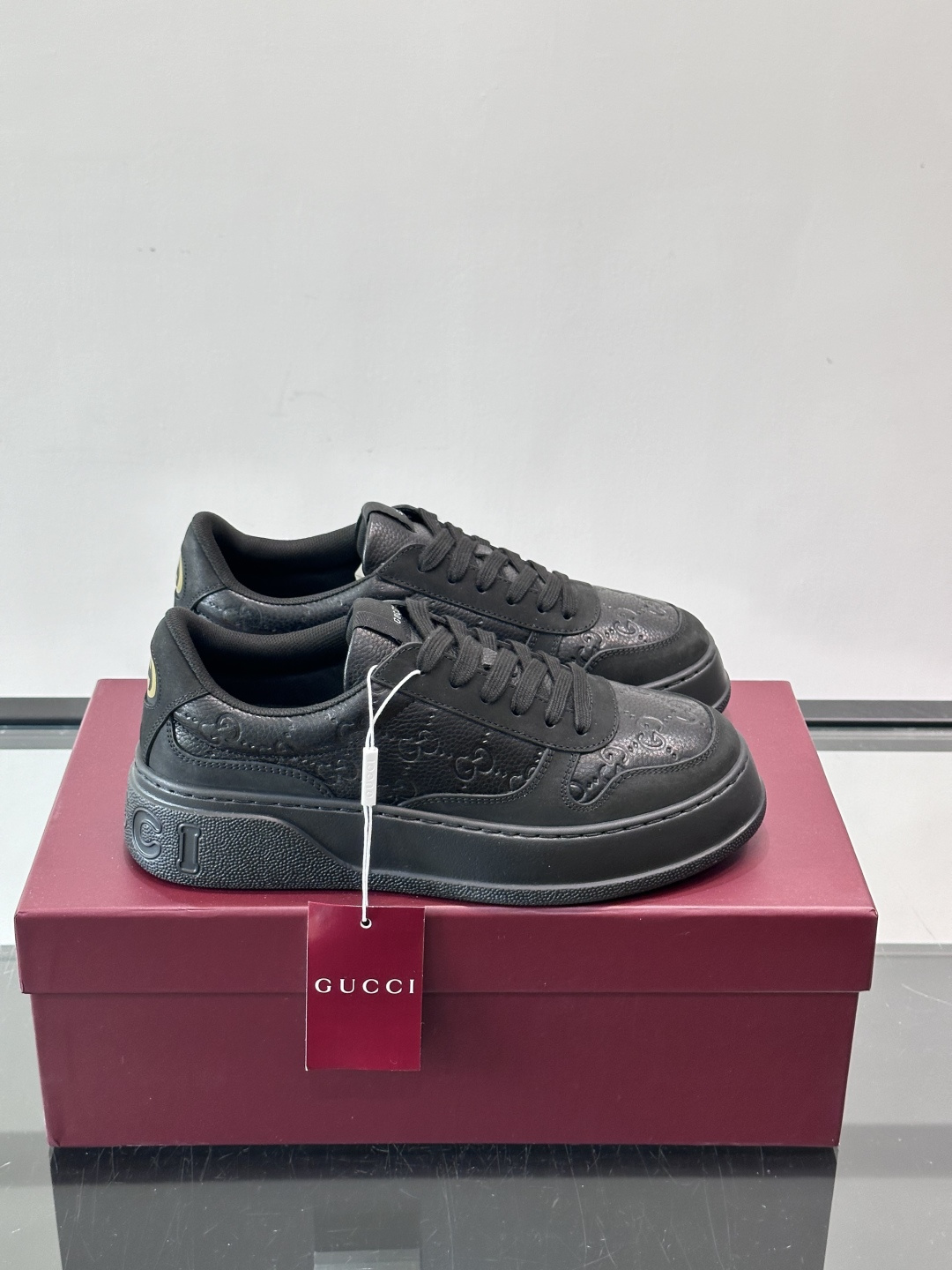 ◾️▫️Gucci男士厚底饼干鞋运动鞋，这款的舒适度真的很绝，超级轻便舒适百搭，👍必备单品，这款单品充满