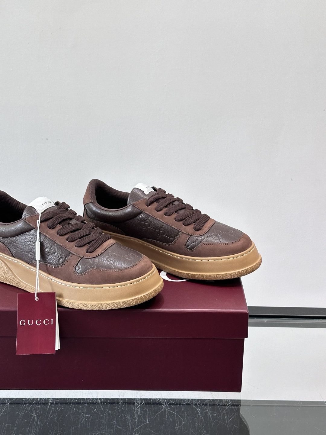 ◾️▫️Gucci男士厚底饼干鞋运动鞋，这款的舒适度真的很绝，超级轻便舒适百搭，👍必备单品，这款单品充满