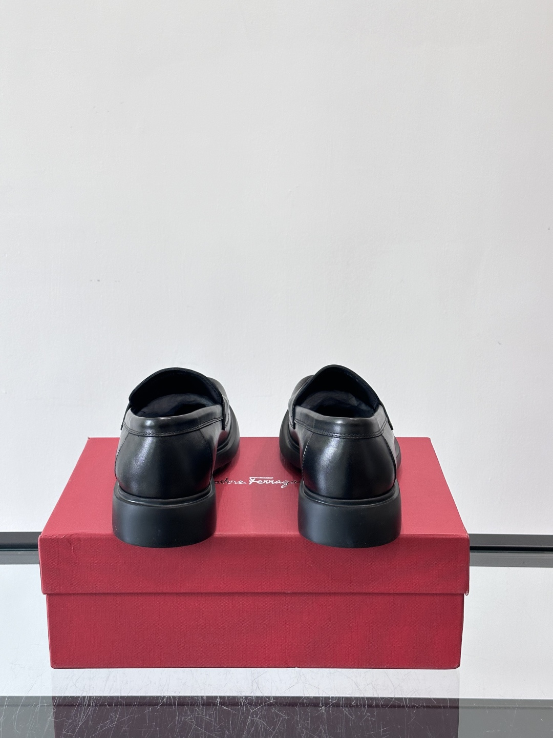 F🆕高端男士正装鞋休闲皮鞋，绅士臻享 型男必备 头层牛皮鞋面 皮质质感一览无余 小牛皮透气内里，橡胶大底