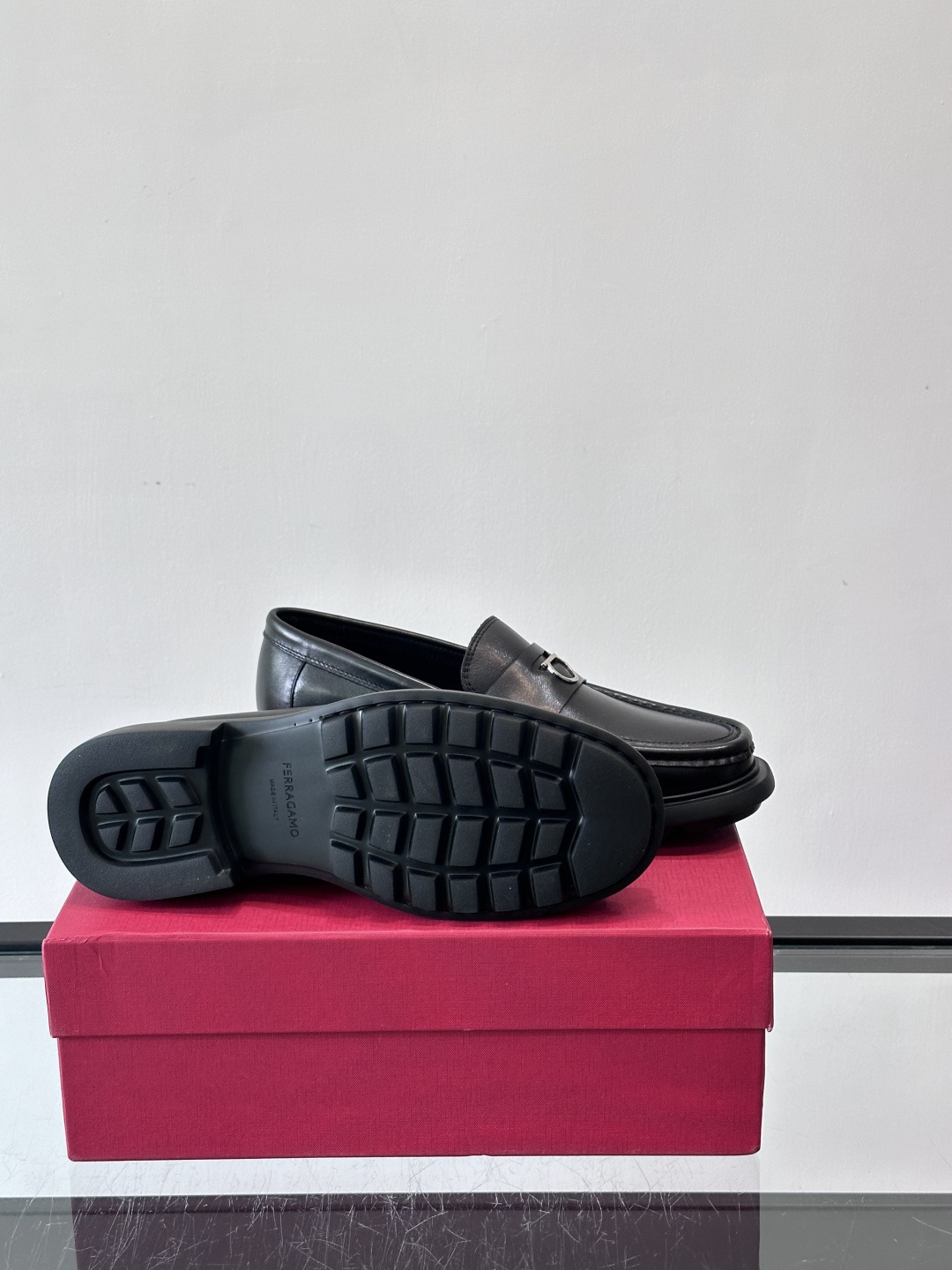 F🆕高端男士正装鞋休闲皮鞋，绅士臻享 型男必备 头层牛皮鞋面 皮质质感一览无余 小牛皮透气内里，橡胶大底