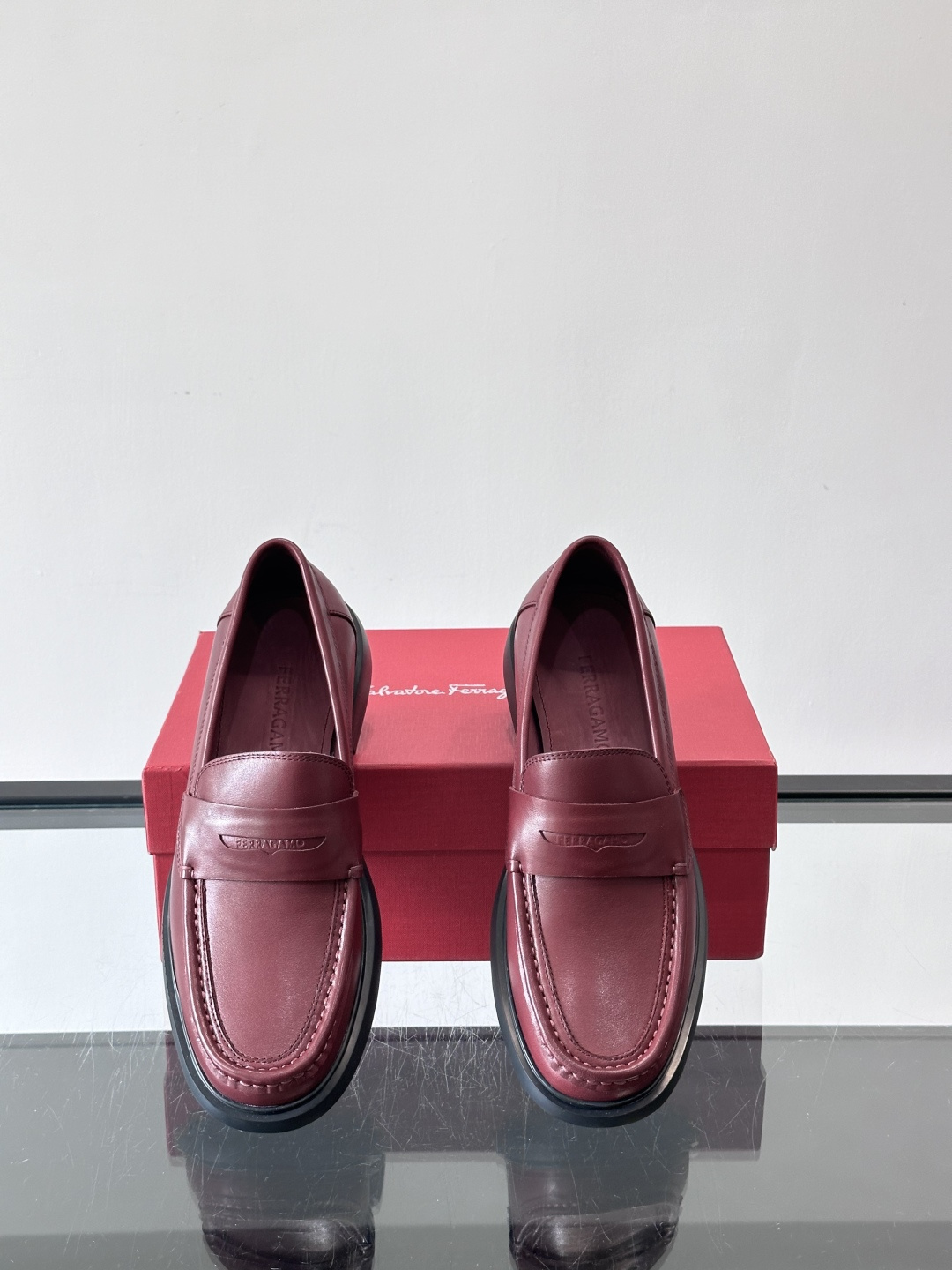 F🆕高端男士正装鞋休闲皮鞋，绅士臻享 型男必备 头层牛皮鞋面 皮质质感一览无余 小牛皮透气内里，橡胶大底