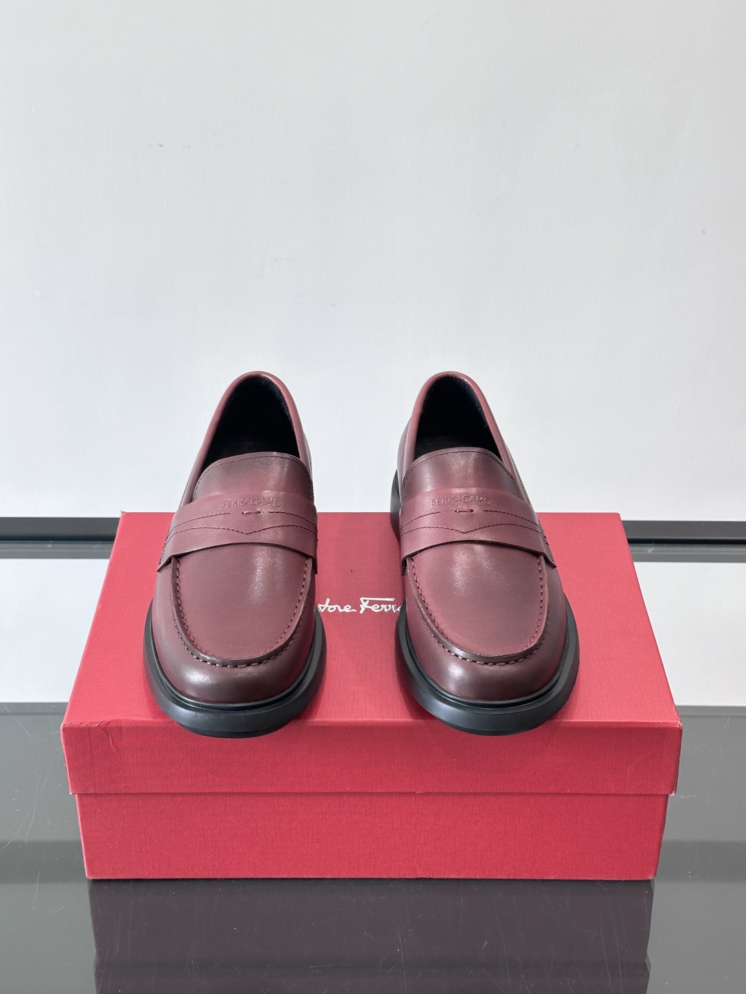 F🆕高端男士正装鞋休闲皮鞋，绅士臻享 型男必备 头层牛皮鞋面 皮质质感一览无余 小牛皮透气内里，橡胶大底