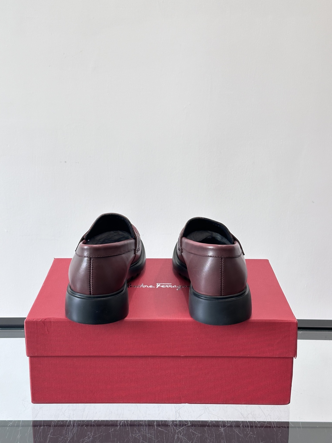 F🆕高端男士正装鞋休闲皮鞋，绅士臻享 型男必备 头层牛皮鞋面 皮质质感一览无余 小牛皮透气内里，橡胶大底