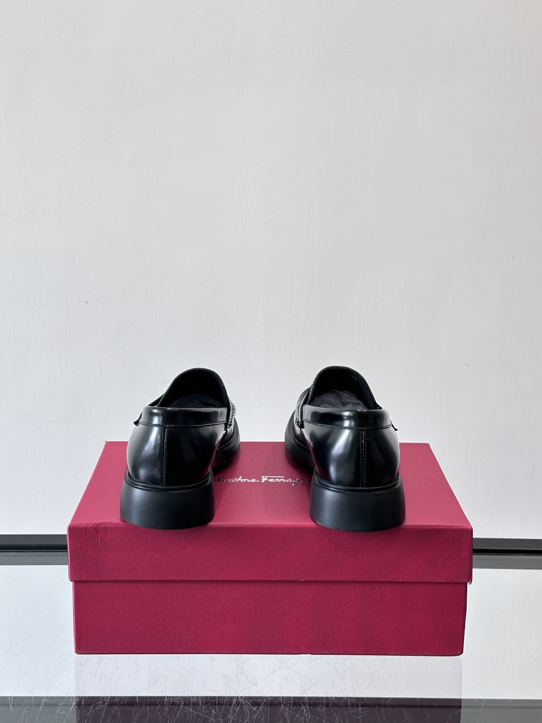 F🆕高端男士正装鞋休闲皮鞋，绅士臻享 型男必备 头层牛皮鞋面 皮质质感一览无余 小牛皮透气内里，橡胶大底