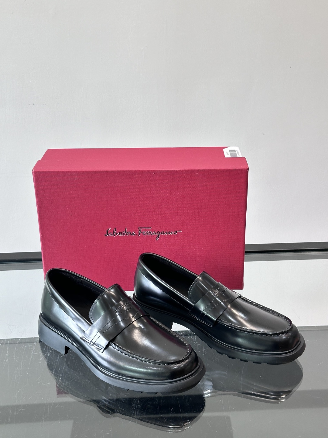 F🆕高端男士正装鞋休闲皮鞋，绅士臻享 型男必备 头层牛皮鞋面 皮质质感一览无余 小牛皮透气内里，橡胶大底