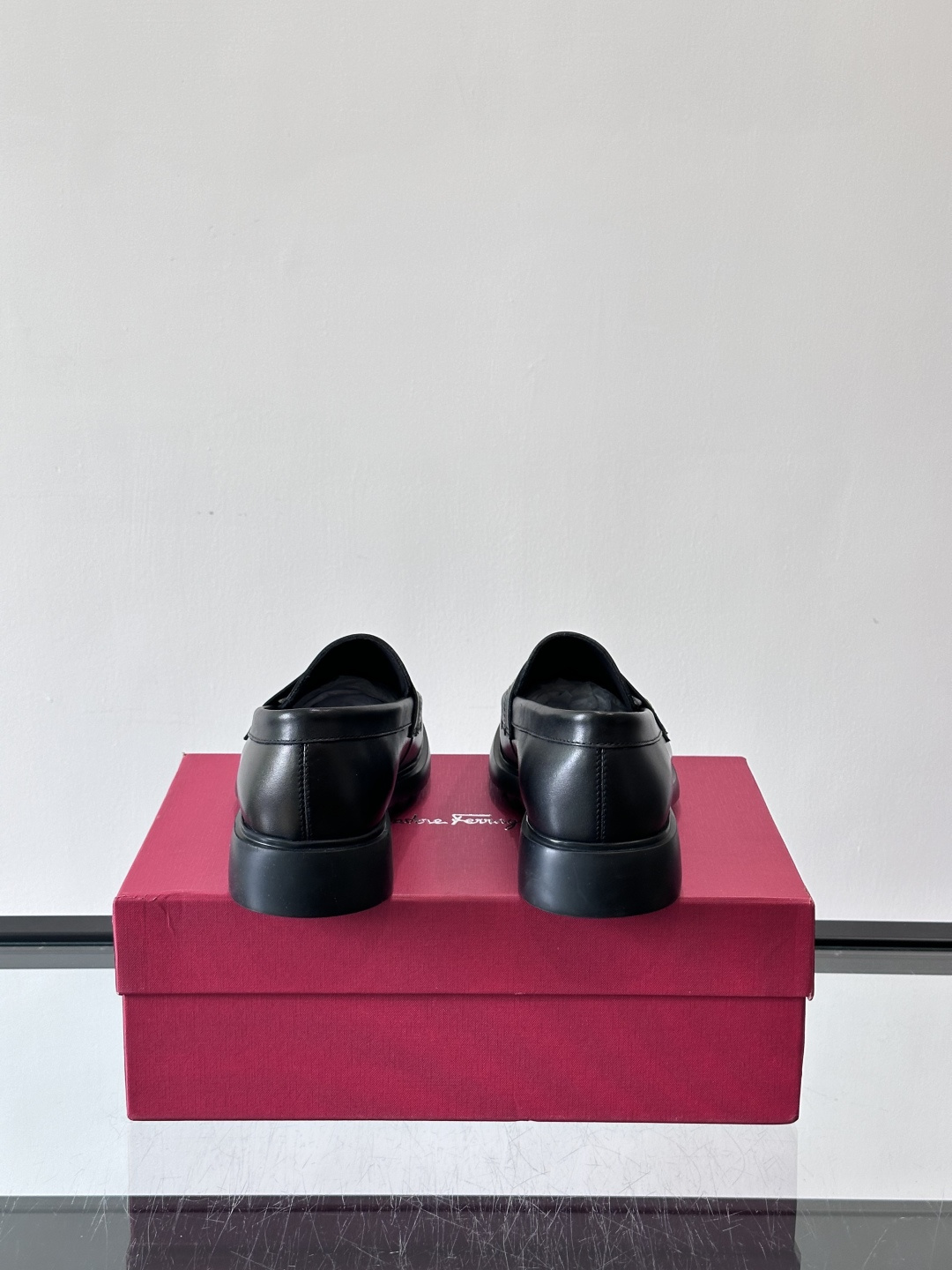 F🆕高端男士正装鞋休闲皮鞋，绅士臻享 型男必备 头层牛皮鞋面 皮质质感一览无余 小牛皮透气内里，橡胶大底