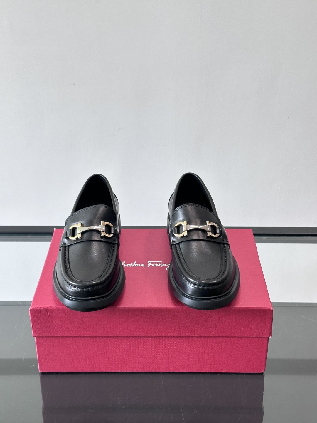 F🆕高端男士正装鞋休闲皮鞋，绅士臻享 型男必备 头层牛皮鞋面 皮质质感一览无余 小牛皮透气内里，橡胶大底